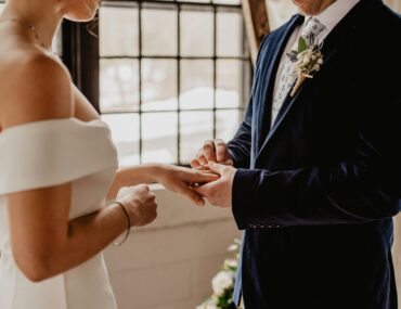 Choosing Between a Summer and a Winter Wedding